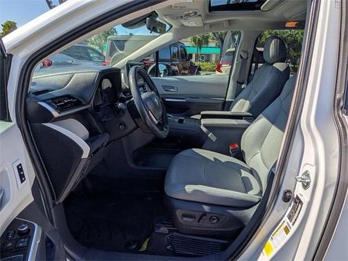 2024 Toyota Sienna Limited