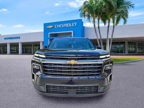 Mosaic Black Metallic 2026 Chevrolet Traverse LT