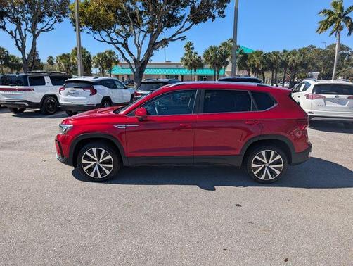 2023 Volkswagen Taos 1.5T SE