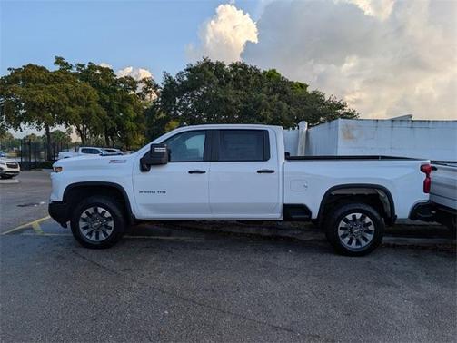 2025 Chevrolet Silverado 2500 Custom