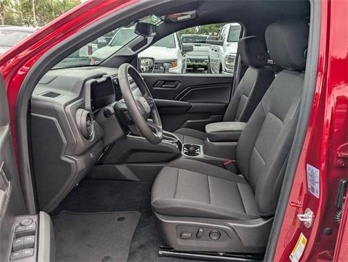 2024 Chevrolet Colorado WT