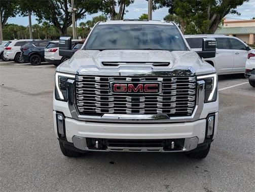 2025 GMC Sierra 2500 Denali
