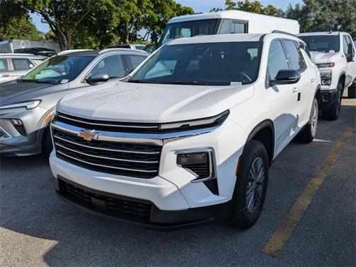 2025 Chevrolet Traverse LT