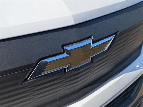 2025 Chevrolet Silverado EV WT