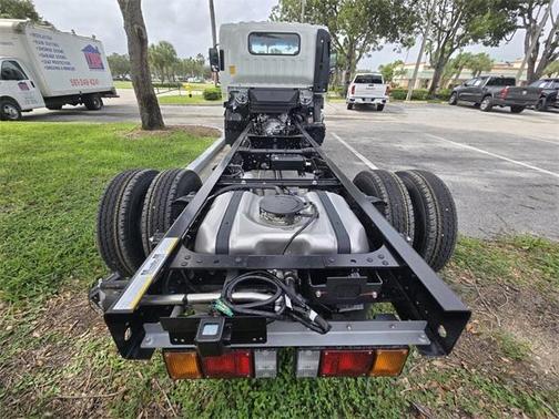 2025 Chevrolet Express 3500 Base