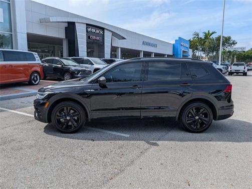 2024 Volkswagen Tiguan 2.0T SE R-Line Black