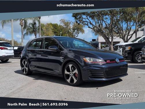 2017 Volkswagen Golf GTI SE 4-Door