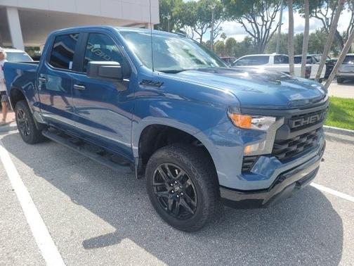 2024 Chevrolet Silverado 1500 Custom Trail Boss