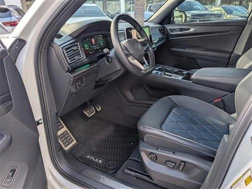 2024 Volkswagen Atlas Cross Sport 2.0T SEL Premium R-Line