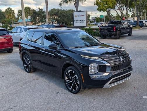2023 Mitsubishi Outlander 
