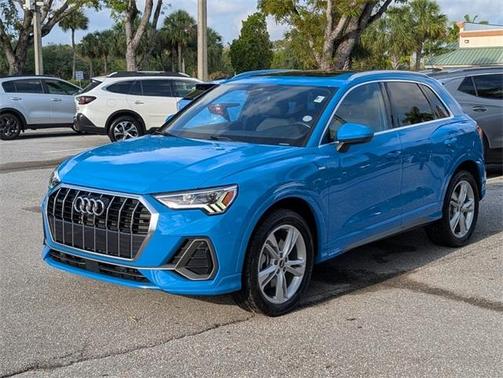 2022 Audi Q3 45 S line Premium