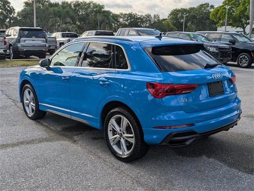 2022 Audi Q3 45 S line Premium