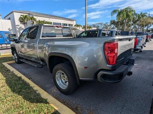 2025 Chevrolet Silverado 3500 High Country
