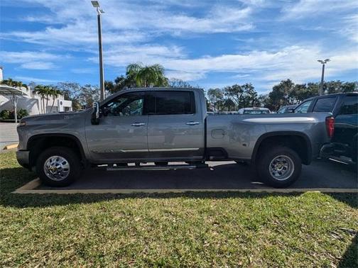 2025 Chevrolet Silverado 3500 High Country