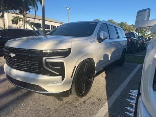 2025 Chevrolet Suburban High Country