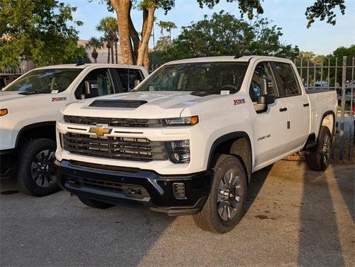 2025 Chevrolet Silverado 2500 Custom