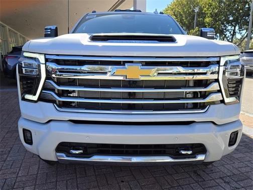 2025 Chevrolet Silverado 3500 High Country