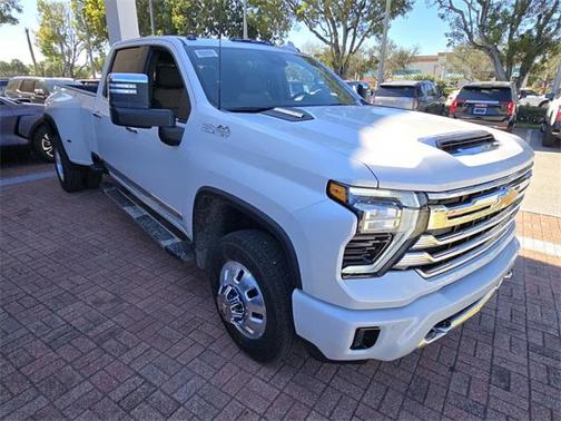 2025 Chevrolet Silverado 3500 High Country