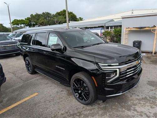 2026 Chevrolet Suburban LT