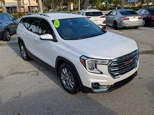 2022 GMC Terrain SLT
