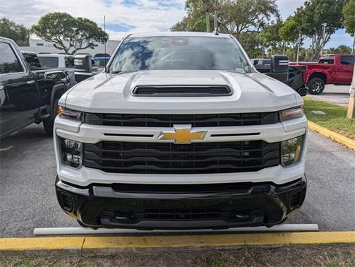 2026 Chevrolet Silverado 2500 Custom