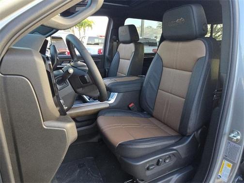 2025 Chevrolet Silverado 3500 High Country