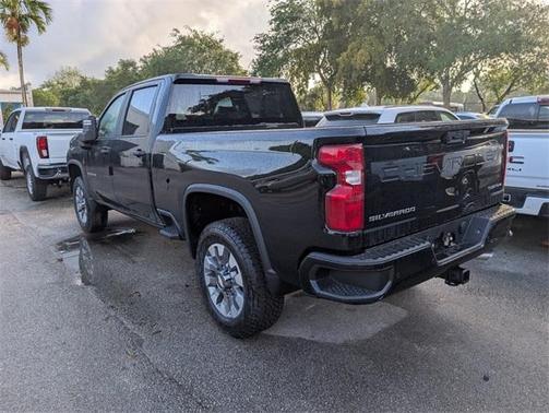 2025 Chevrolet Silverado 2500 Custom