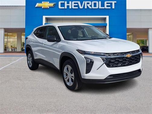 2025 Chevrolet Trax LS