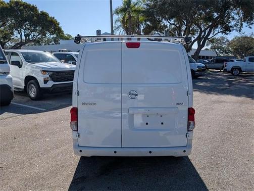 2021 Nissan NV200 SV