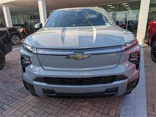 2025 Chevrolet Silverado EV LT