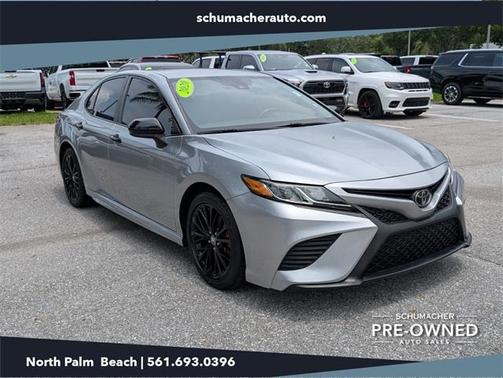 2020 Toyota Camry SE Nightshade