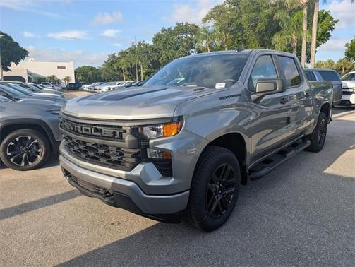 2025 Chevrolet Silverado 1500 Custom