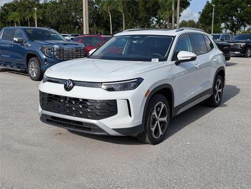 2025 Volkswagen Tiguan 2.0T SE