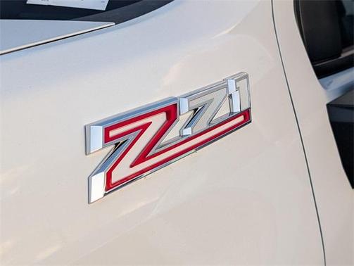2025 Chevrolet Silverado 2500 Custom