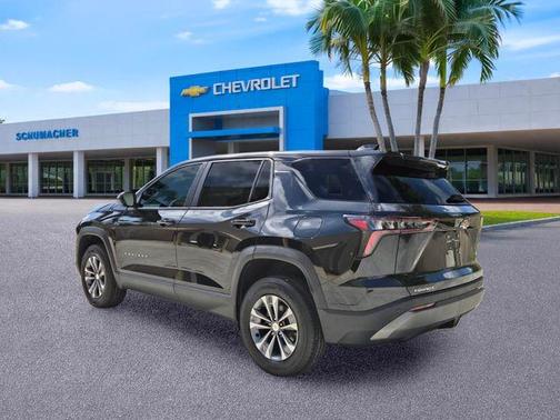 Mosaic Black Metallic 2026 Chevrolet Equinox LT
