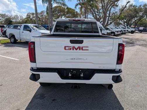 2024 GMC Sierra 2500 Denali