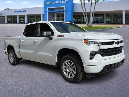 Summit White 2026 Chevrolet Silverado 1500 RST