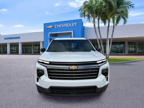 Polar White 2026 Chevrolet Traverse LT