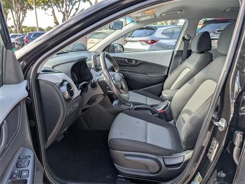 2020 Hyundai KONA SEL