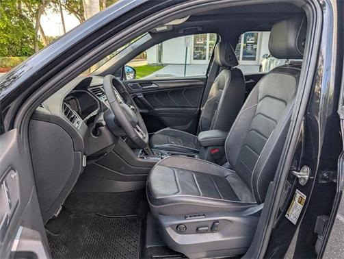2022 Volkswagen Tiguan 2.0T SEL R-Line