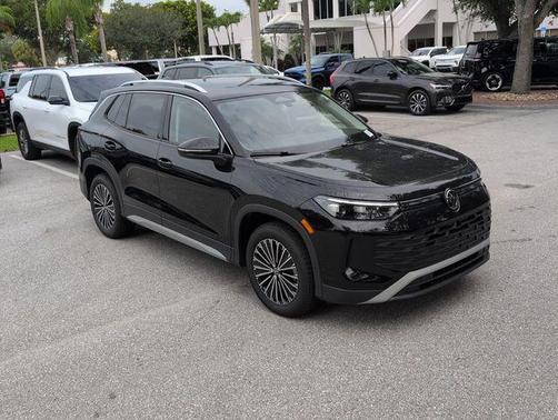 2025 Volkswagen Tiguan 2.0T S