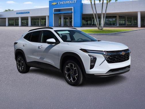 Summit White 2026 Chevrolet Trax LT