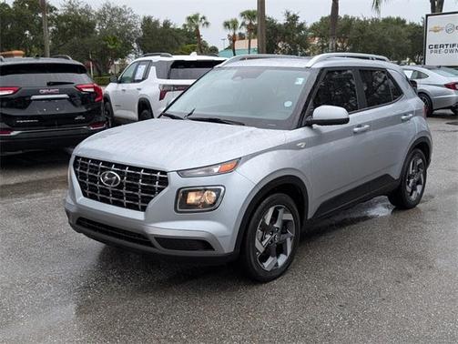2023 Hyundai VENUE SEL