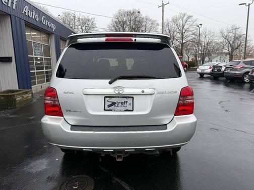 2001 Toyota Highlander Base