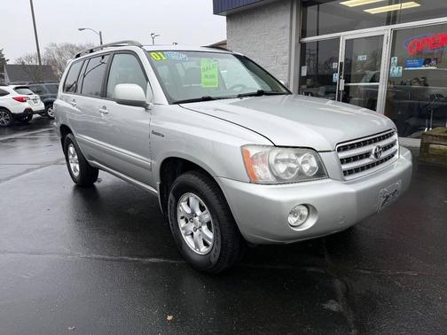 2001 Toyota Highlander Base