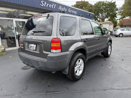 2005 Ford Escape XLT