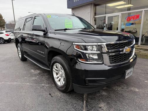 2017 Chevrolet Suburban LS