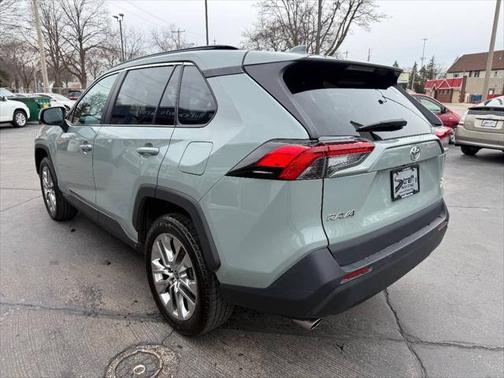 2021 Toyota RAV4 XLE Premium