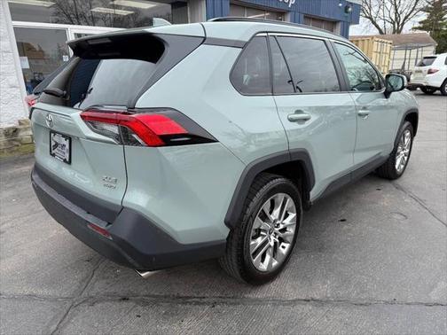 2021 Toyota RAV4 XLE Premium