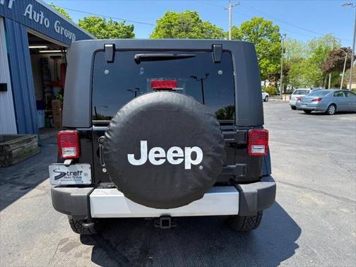 2010 Jeep Wrangler Unlimited Sahara
